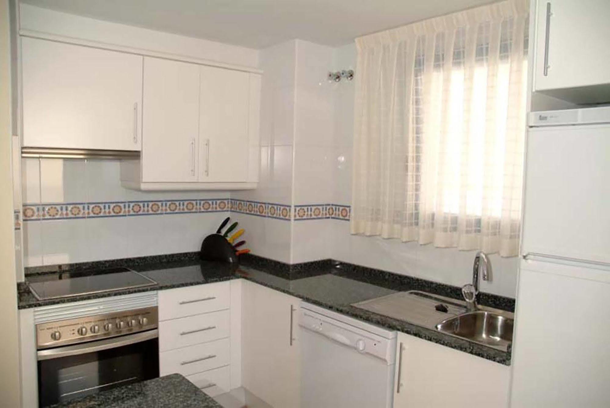 Victoria Beach Apartments Calp Extérieur photo