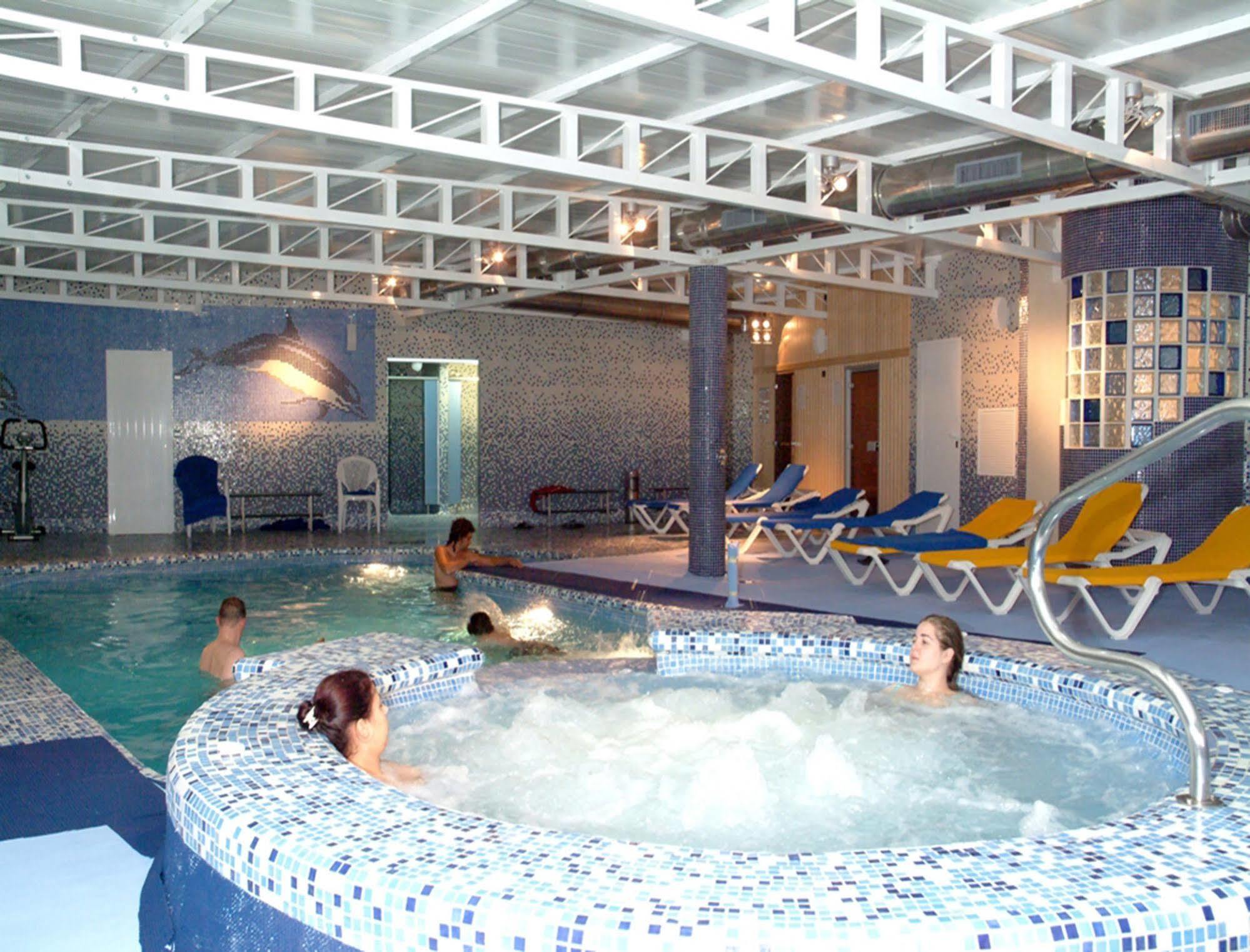 Victoria Beach Apartments Calp Extérieur photo