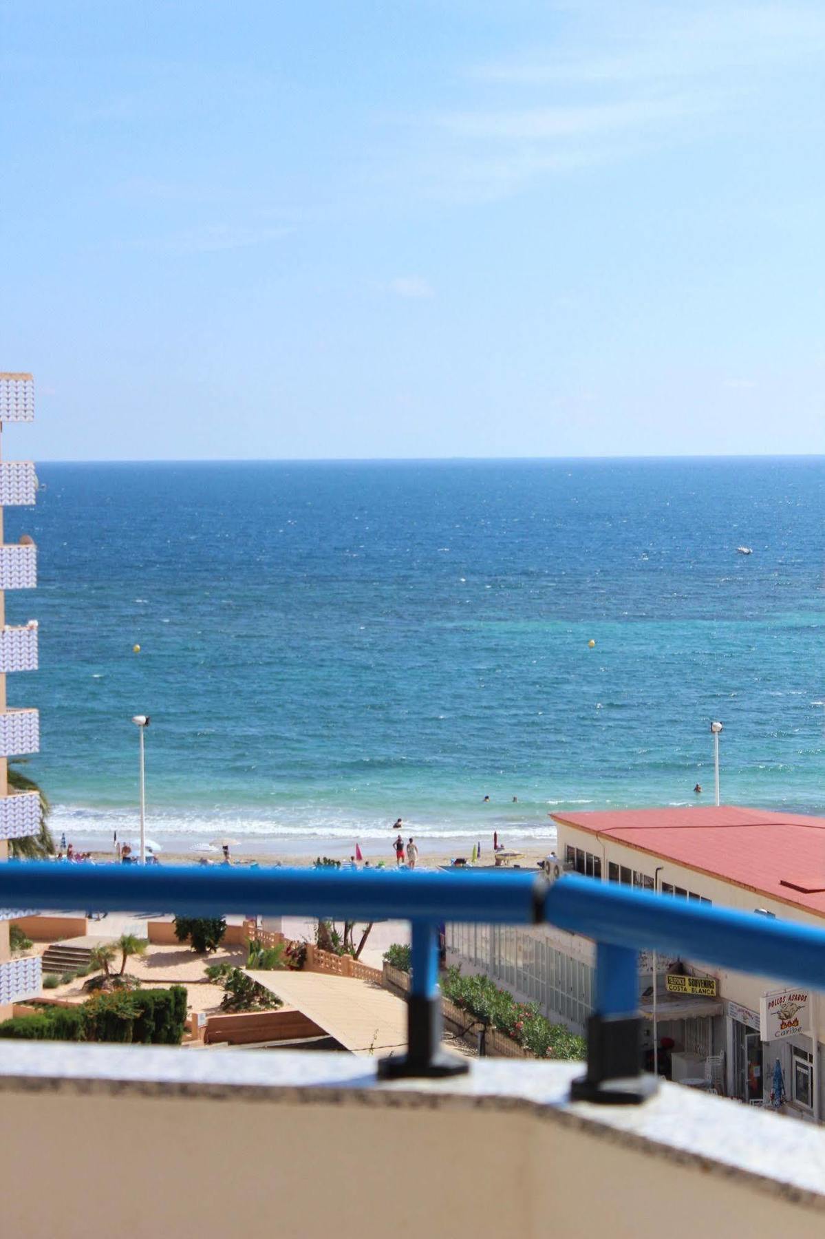 Victoria Beach Apartments Calp Extérieur photo
